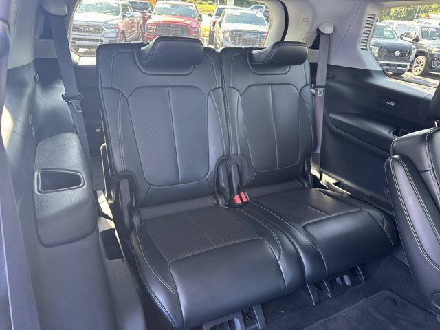 Certified 2021 Jeep Grand Cherokee L Limited w/ Luxury Tech Group II AWD/4WD image 19