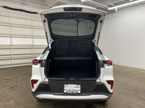 Used 2024 Buick Envista Preferred image 28