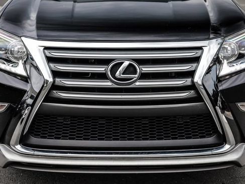 Used 2018 Lexus GX 460 Premium AWD/4WD image 9