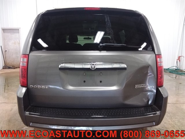 Used 2010 Dodge Grand Caravan SXT FWD image 8