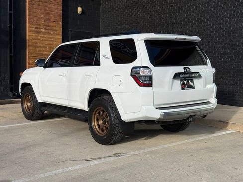 Used 2020 Toyota 4Runner TRD Off-Road Premium w/ Moonroof Package image 16