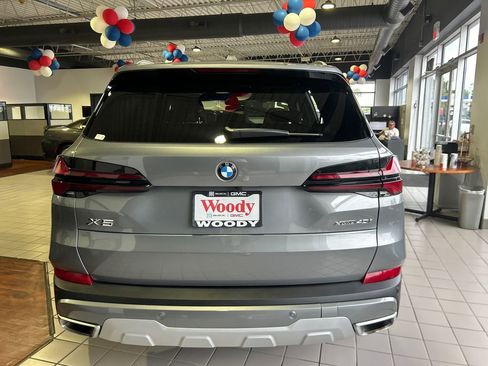 Used 2026 BMW X5 xDrive40i w/ Climate Comfort Package AWD/4WD image 9