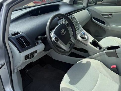 Used 2013 Toyota Prius Three FWD image 7