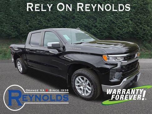 Used 2022 Chevrolet Silverado 1500 LT AWD/4WD image 1
