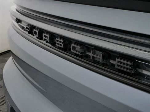 Certified 2024 Porsche Cayenne Turbo GT AWD/4WD image 38