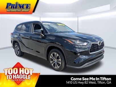 Used 2023 Toyota Highlander XLE