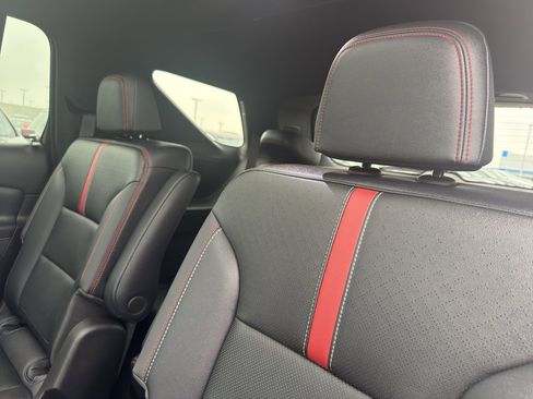 Used 2024 Chevrolet Traverse RS w/ LPO, Floor Liner Package image 35