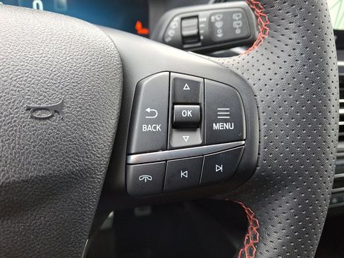 Certified 2023 Ford Escape ST-Line Elite w/ Premium Technology Package image 23