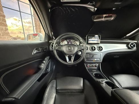 Used 2017 Mercedes-Benz GLA 250 image 53