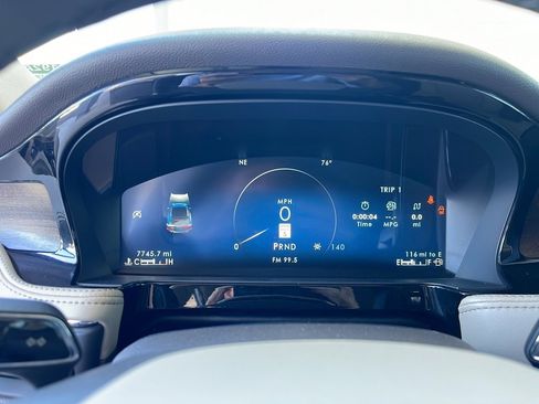 Used 2023 Lincoln Corsair Reserve image 45