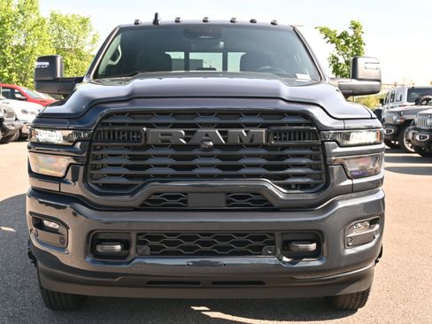 New 2026 RAM 3500 Big Horn AWD/4WD image 3