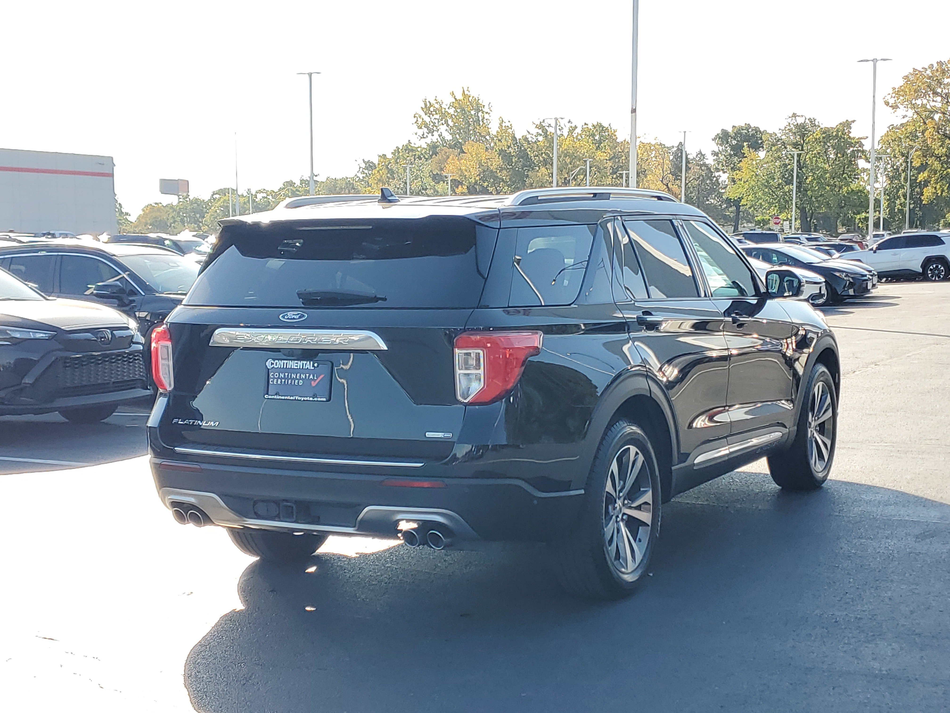 Used 2020 Ford Explorer Platinum w/ Premium Technology Package AWD/4WD image 5