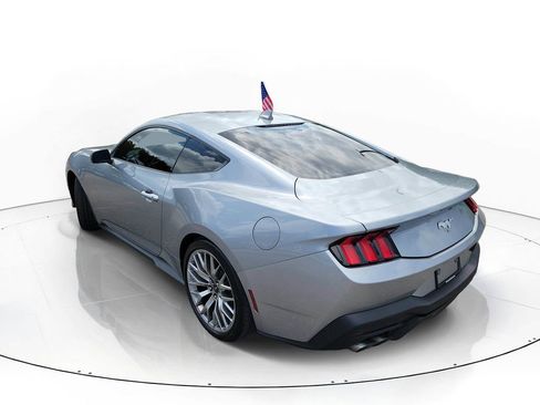 Used 2024 Ford Mustang Premium RWD image 3