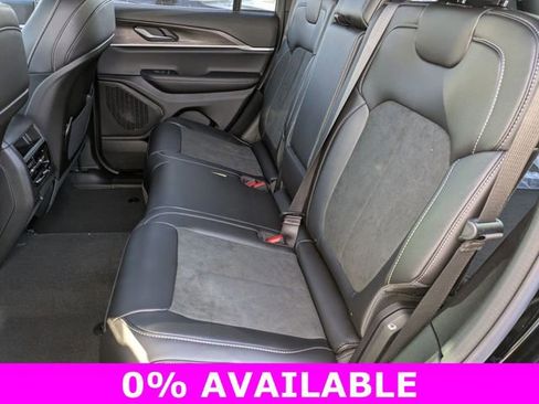 New 2026 Jeep Grand Cherokee Altitude image 25