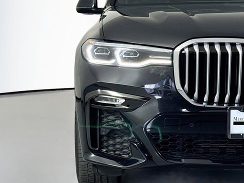 Used 2021 BMW X7 xDrive40i w/ M Sport Package AWD/4WD image 14