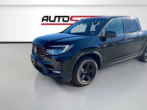 Used 2021 Honda Ridgeline Black Edition image 3