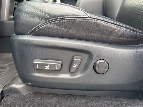 Used 2018 Toyota 4Runner Limited image 29