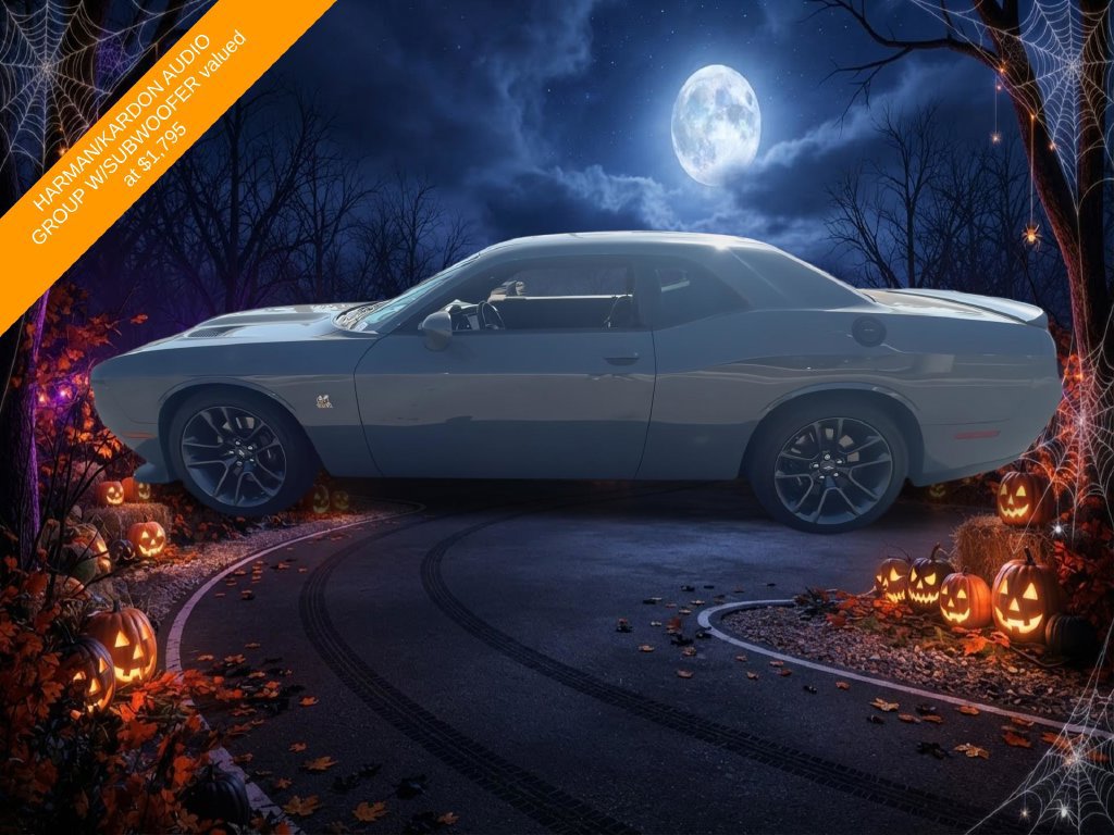 Certified 2023 Dodge Challenger R/T Scat Pack w/ Plus Package RWD image 5