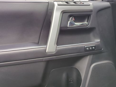 Used 2023 Toyota 4Runner Limited image 13