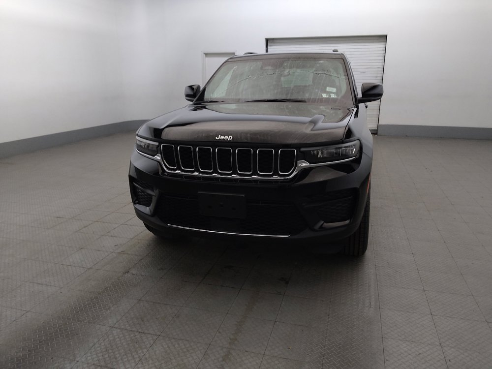 Used 2022 Jeep Grand Cherokee Laredo w/ Luxury Tech Group I AWD/4WD image 15