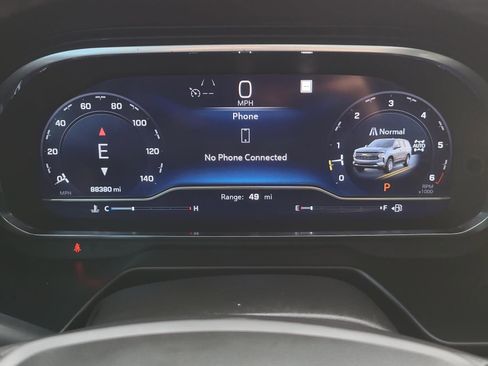 Used 2023 Chevrolet Tahoe Z71 w/ Luxury Package AWD/4WD image 26