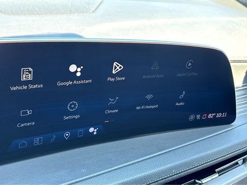Used 2025 Cadillac XT4 Premium Luxury FWD image 27