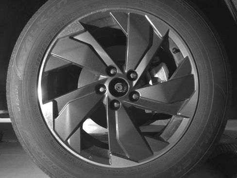 Used 2025 Nissan Rogue SV FWD image 13