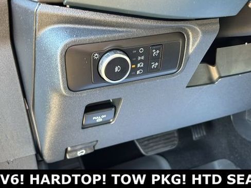 New 2025 Ford Bronco Heritage Edition image 8