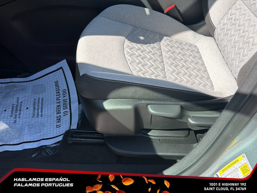Certified 2024 Chevrolet Equinox LS FWD image 12