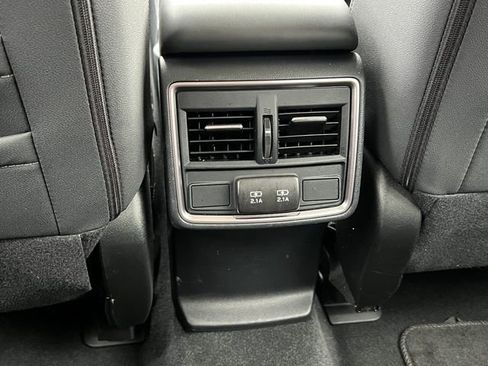 Used 2024 Subaru Forester Premium AWD/4WD image 34