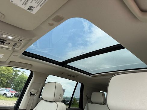 Used 2023 GMC Yukon Denali AWD/4WD image 53