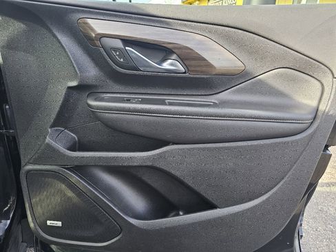 Used 2018 GMC Terrain Denali w/ Advanced Safety Package FWD image 49