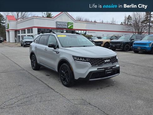 Certified 2022 Kia Sorento S w/ Option Group 015 image 1