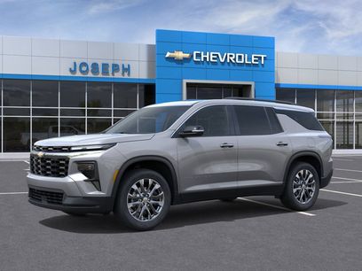 New 2026 Chevrolet Traverse LT w/ Sun and Wheel Package
