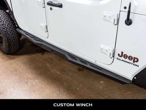 Used 2021 Jeep Gladiator Rubicon image 12