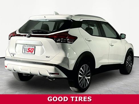 Used 2024 Nissan Kicks SV FWD image 6