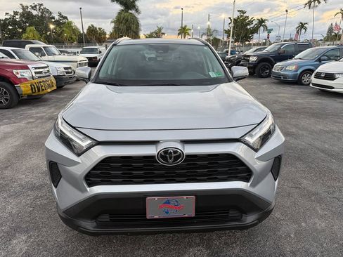 Used 2022 Toyota RAV4 XLE w/ Convenience Package AWD/4WD image 3