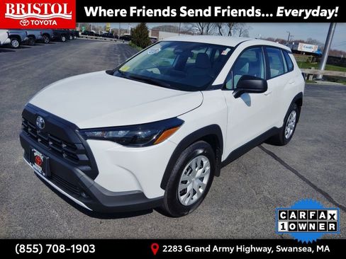 Used 2026 Toyota Corolla Cross L image 3