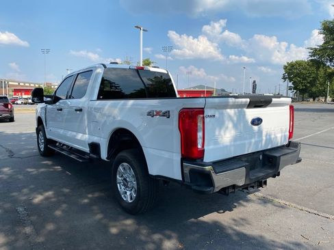 Used 2024 Ford F250 XLT AWD/4WD image 5