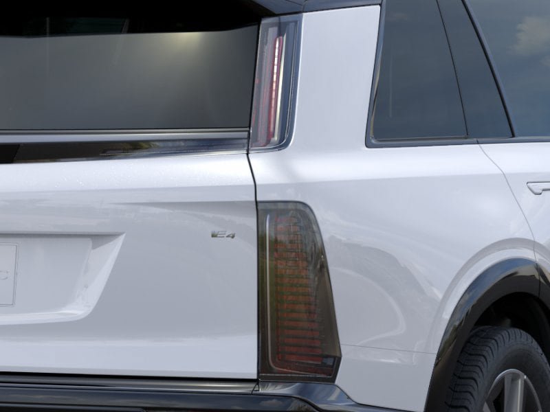 New 2027 Cadillac Vistiq Luxury w/ LPO, Floor Liner Package AWD/4WD image 11