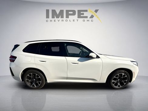Used 2025 BMW X3 xDrive30i AWD/4WD image 6