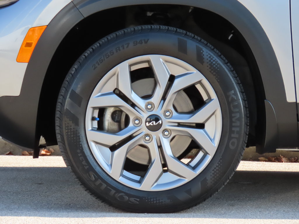 Used 2024 Kia Seltos LX AWD/4WD image 14