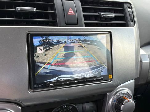 Used 2018 Toyota 4Runner SR5 Premium AWD/4WD image 21