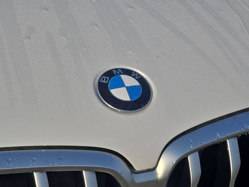 Used 2022 BMW X6 xDrive40i AWD/4WD image 33