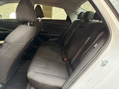 Certified 2024 Hyundai Elantra SEL w/ Convenience Package image 13