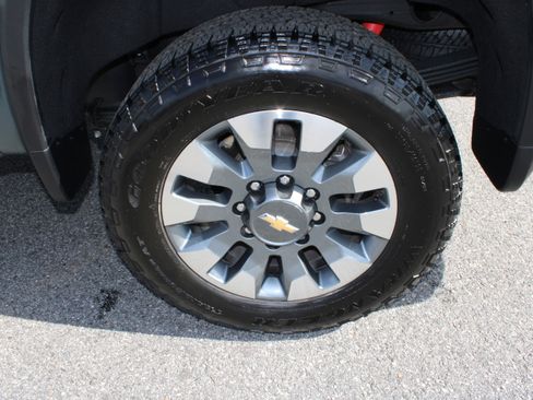 Used 2025 Chevrolet Silverado 2500 LT w/ All Star Edition image 11