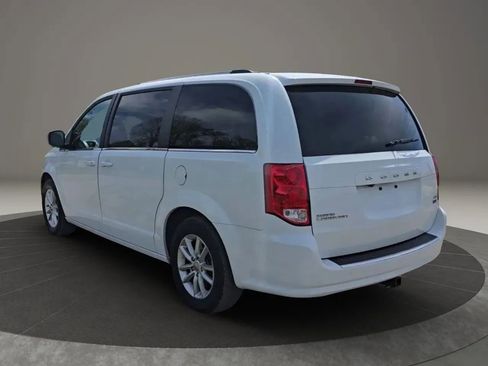 Used 2019 Dodge Grand Caravan SXT FWD image 5