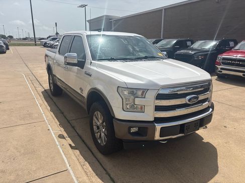 Used 2017 Ford F150 King Ranch w/ Equipment Group 601A Luxury AWD/4WD image 4