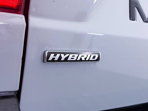 Used 2022 Ford Maverick Lariat w/ Lariat Luxury Package FWD image 6