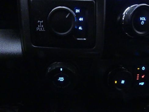 Used 2020 Ford F150 XLT w/ Equipment Group 302A Luxury image 18